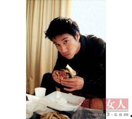 女生和明星吃饭照片,甜蜜瞬间曝光