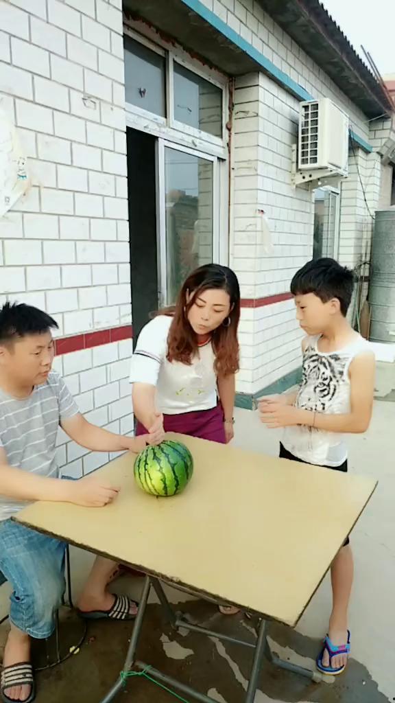 吃瓜妈妈高三儿子,吃瓜妈妈的育儿心路历程