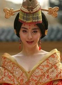 穿古装的女明星,女明星们的古典韵味演绎